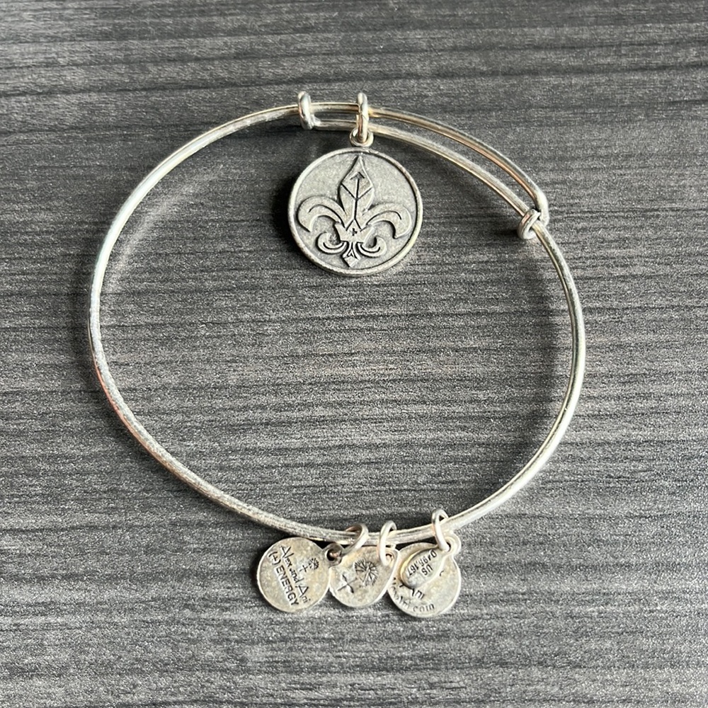 Alex and Ani Fleur De bracelet